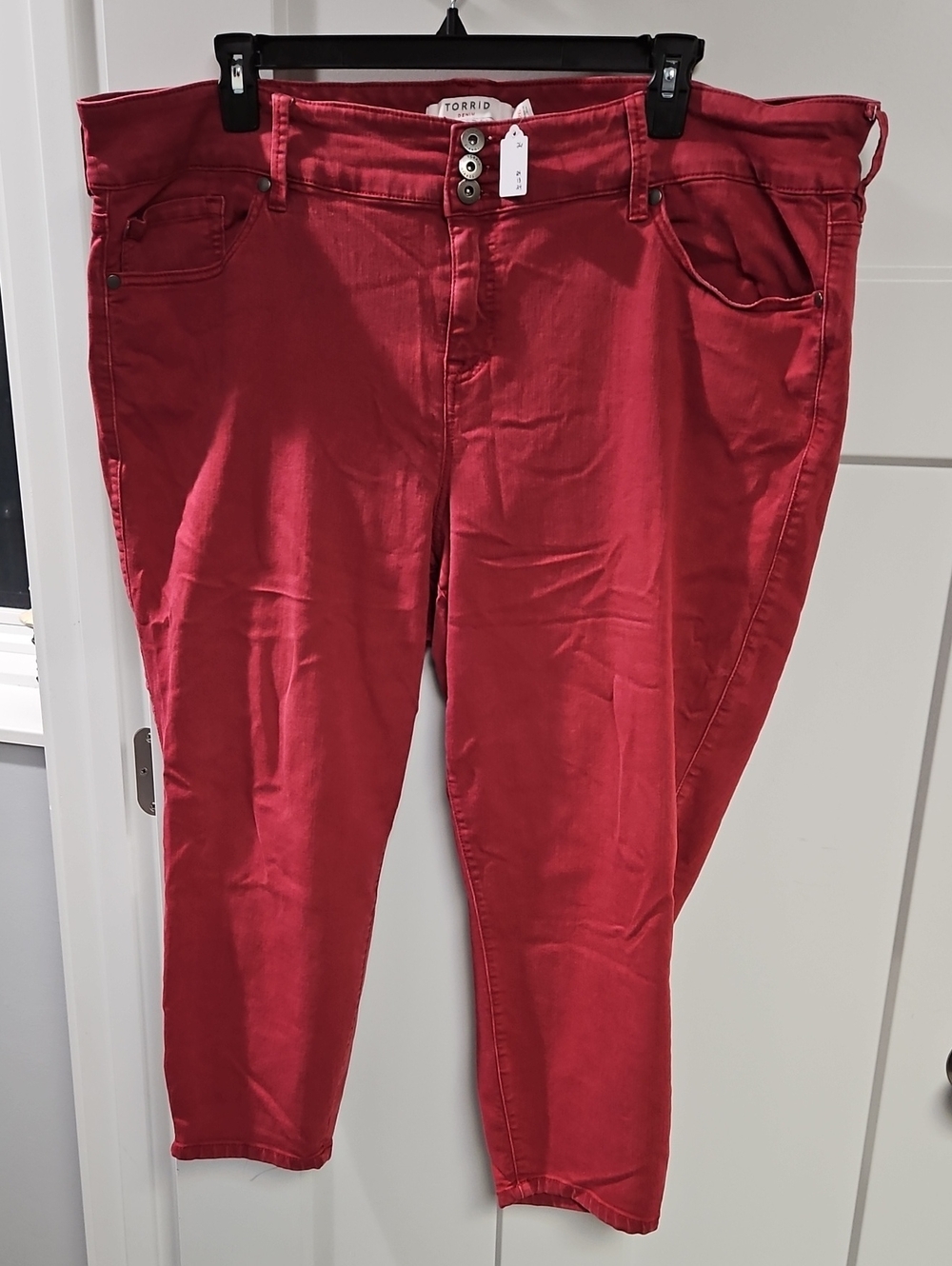 torrid Crimson High-Rise Skinny Jeans - Picture 1 of 3